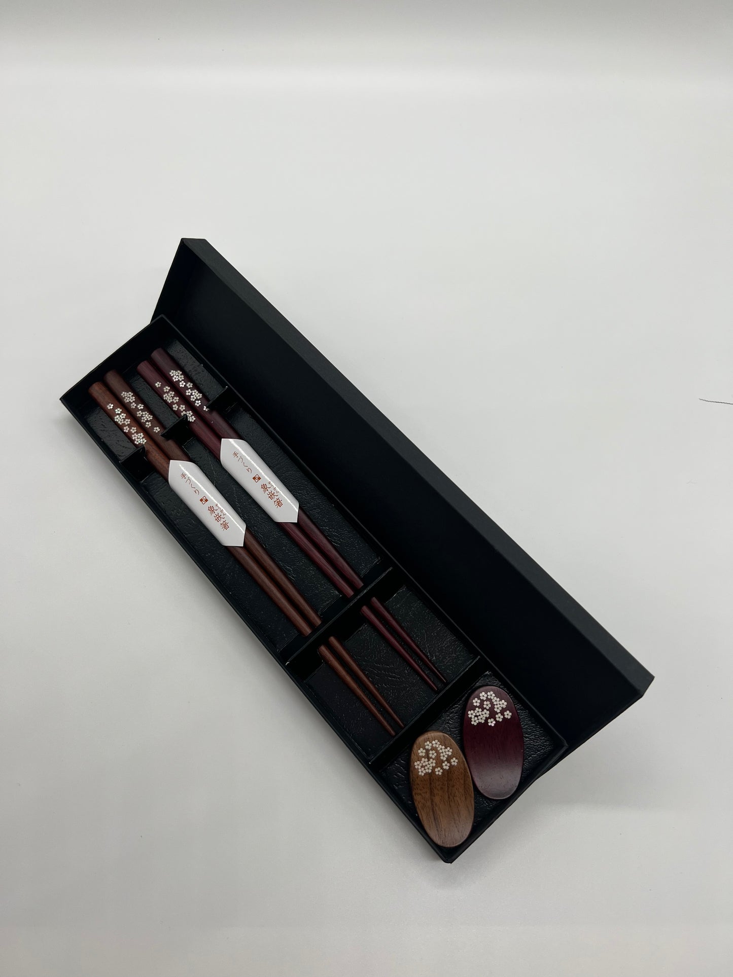 TBW-2 Two sets of chopsticks and chopstick rest with inlay work